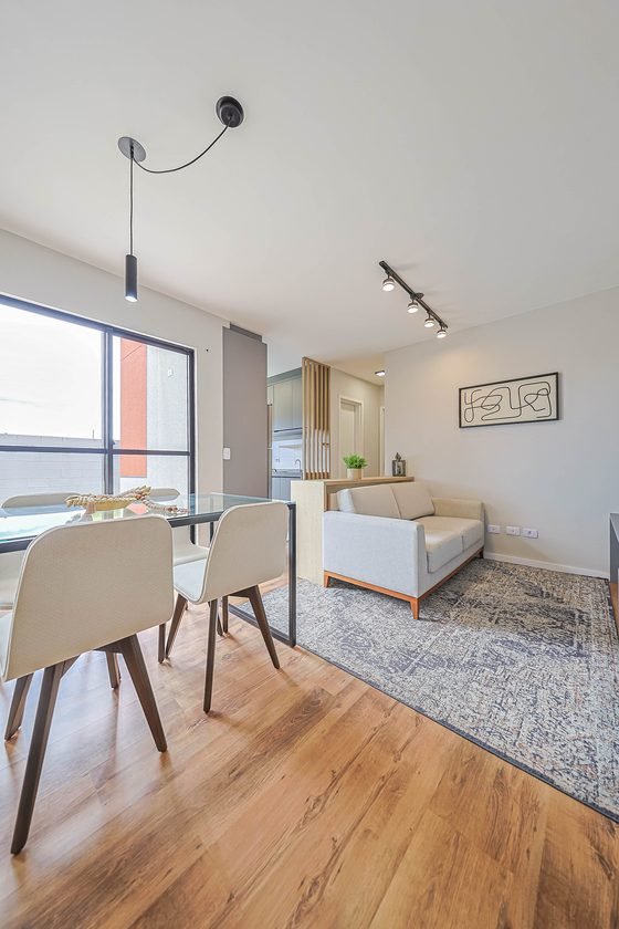 Sala de estar e jantar integradas do apartamento decorado Ilhas Gregas II